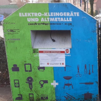 231208 Abzug E-Schrottcontainer